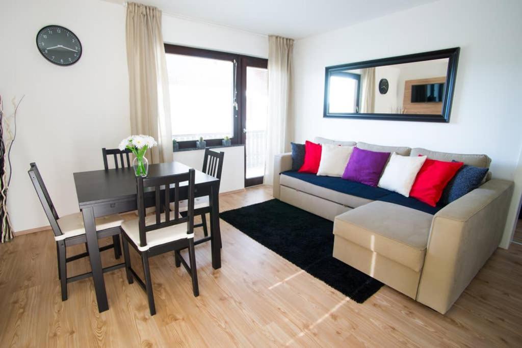 בלד Apartment Beautiful Lake View מראה חיצוני תמונה