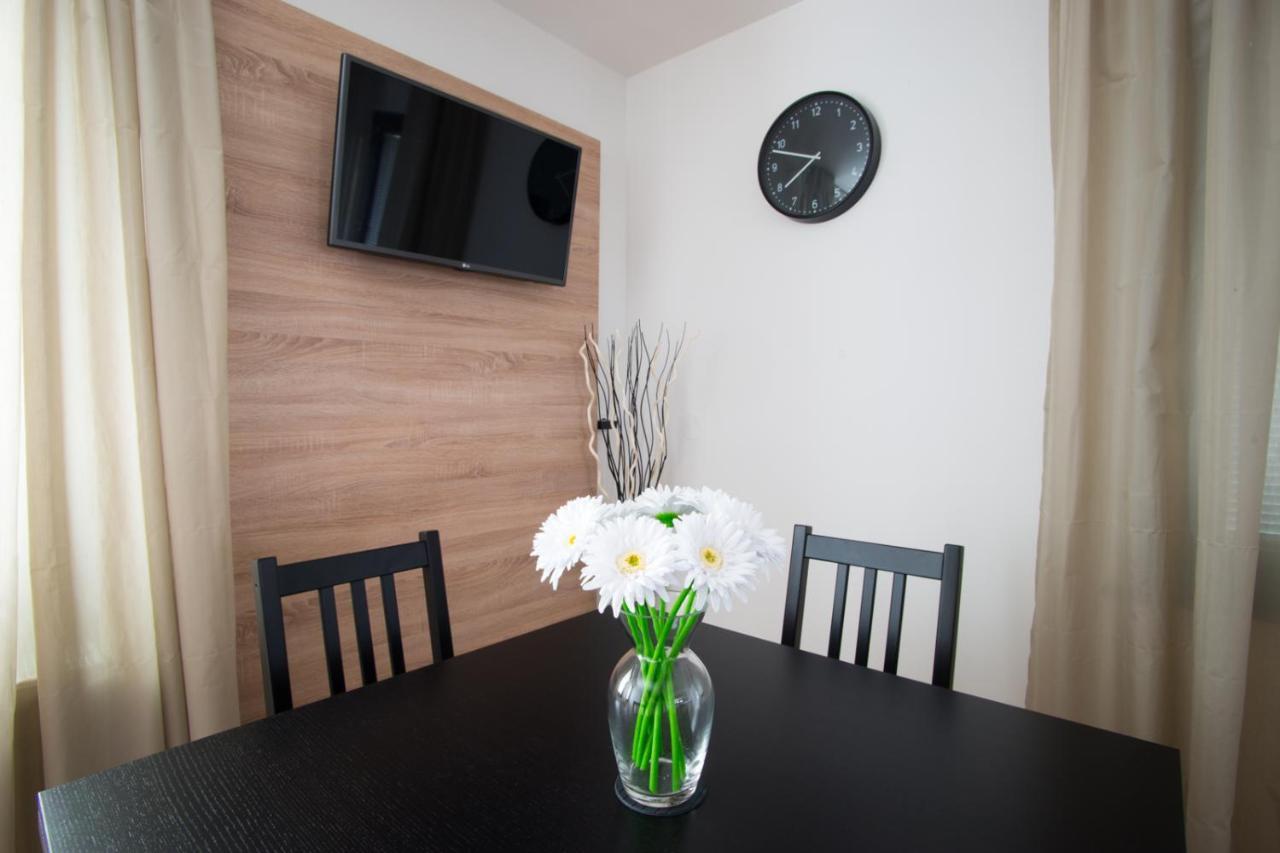 בלד Apartment Beautiful Lake View מראה חיצוני תמונה
