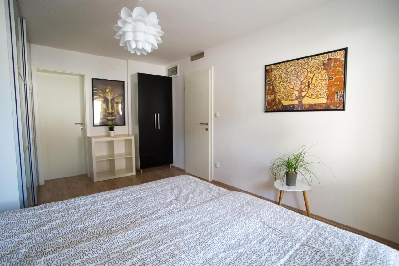 בלד Apartment Beautiful Lake View מראה חיצוני תמונה